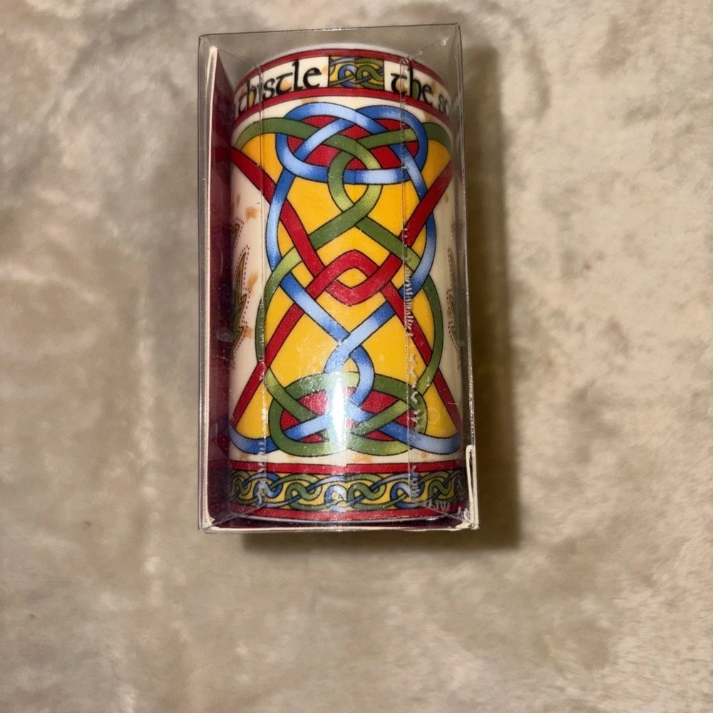 Ceramic Scottish Salt and Pepper Shakers Scottish Thistle Celtic Weave NIB